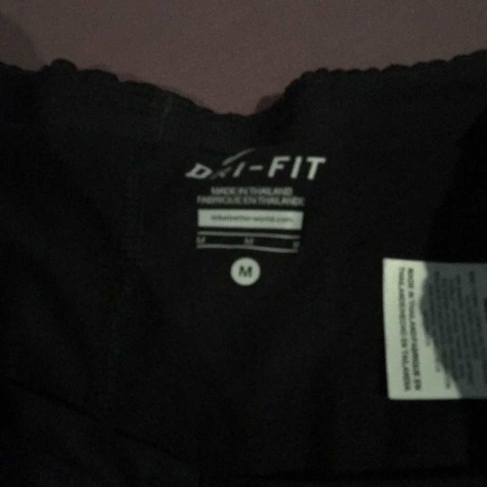 Shorts - Picture 3 of 3